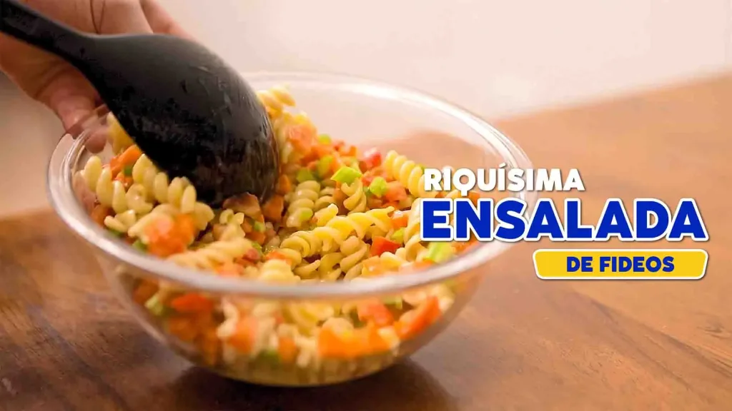 Ensalada de fideos deliciosa y económica